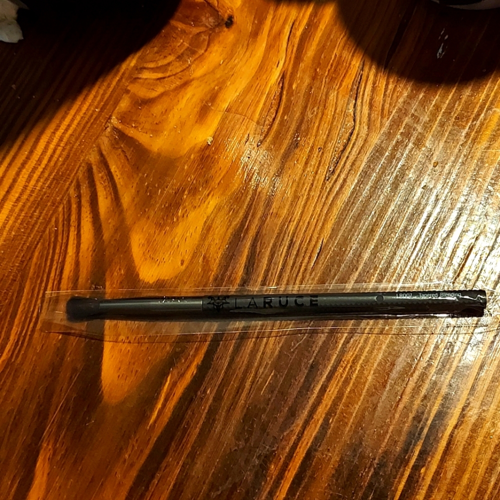 🌷 Laruce Blending Brush